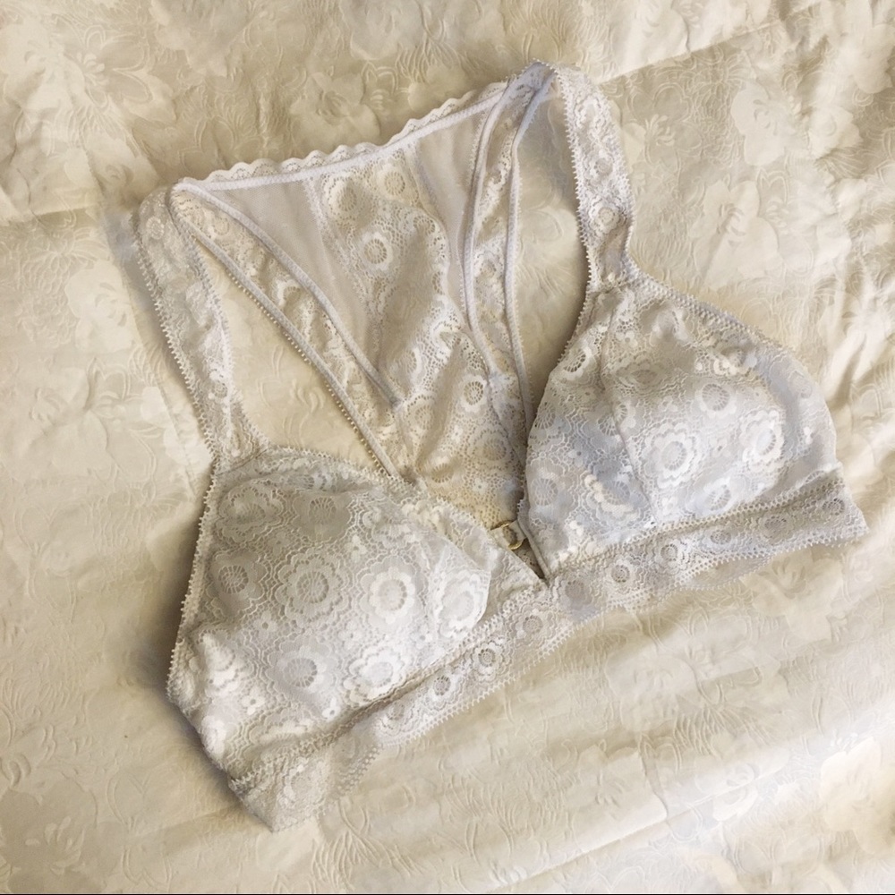 White lacey racerback bralette with O-ring detail